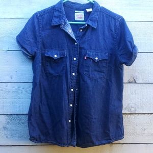 Soft Levi's denim snap button up Large